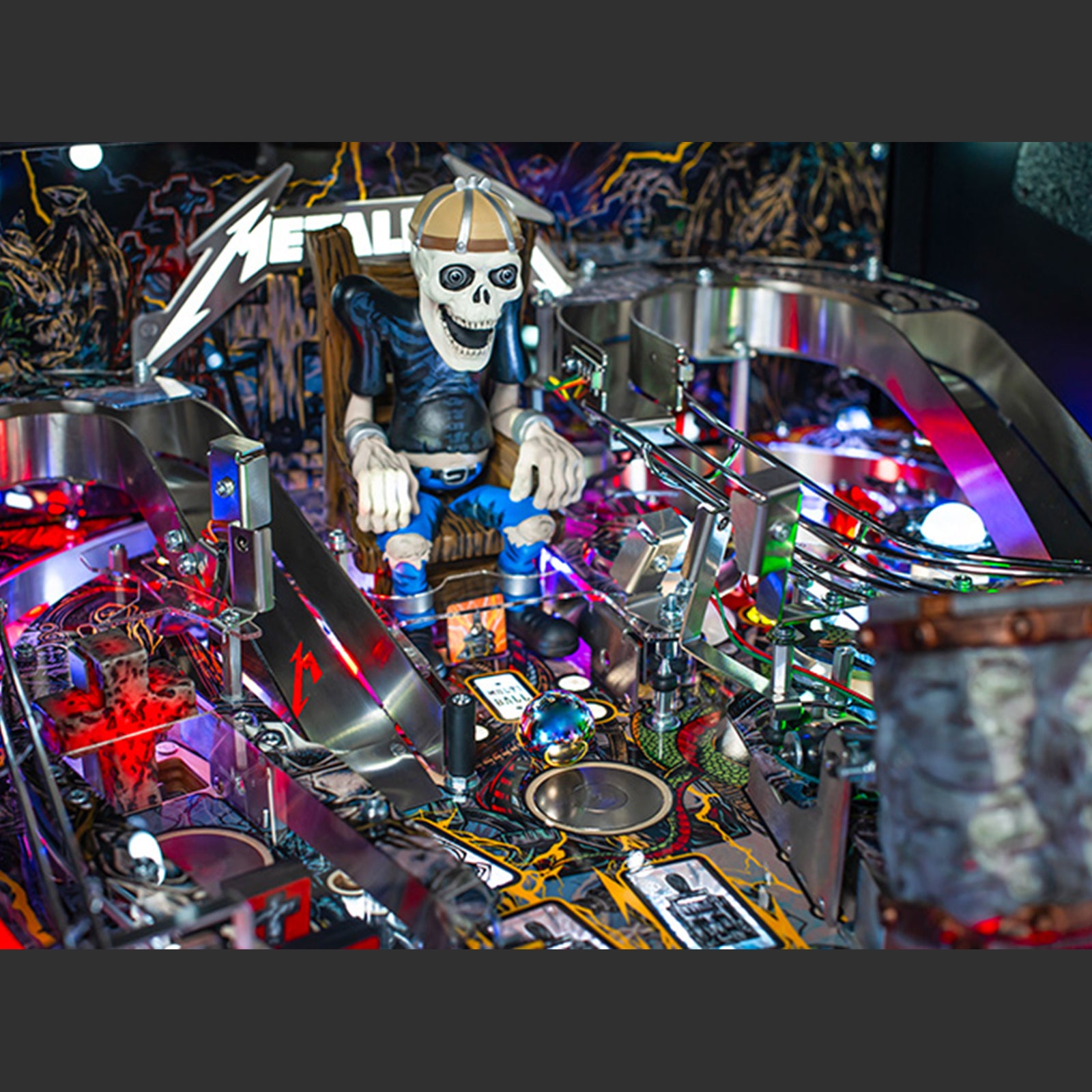 Nitro Pinball USA Sales Stern Metallica Remastered Premium Pinball Machine Playfield