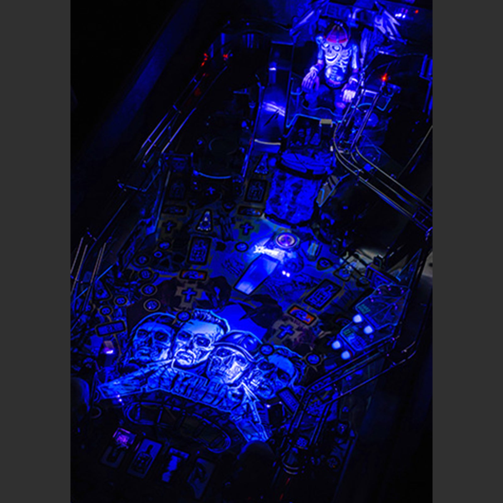 Nitro Pinball USA Sales Stern Metallica Remastered Premium Pinball Machine