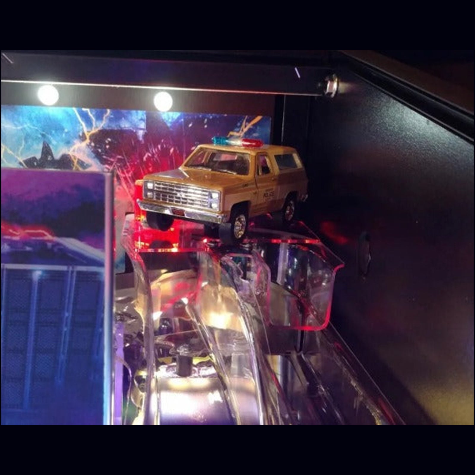 Nitro Pinball Sales Playfield Accessories Stranger Things Interactive Illuminated Flashing Sirens Police Blazer